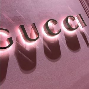 Meet your Posher, Beatriz